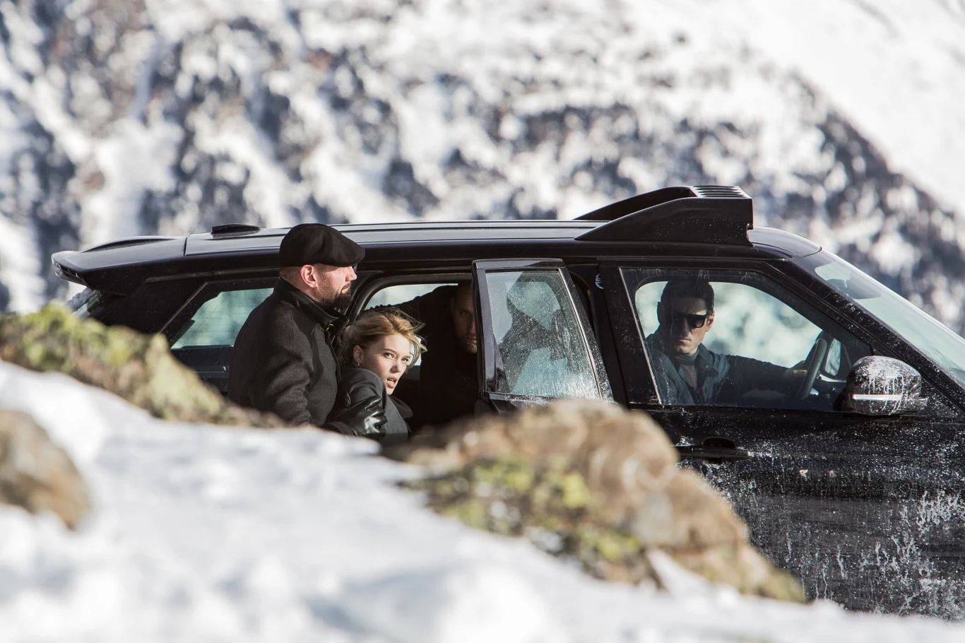 Dave Bautista i Léa Seydoux w filmie "Spectre"