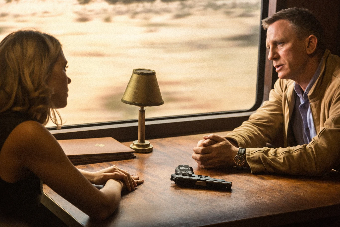 Léa Seydoux i Daniel Craig w filmie "Spectre"