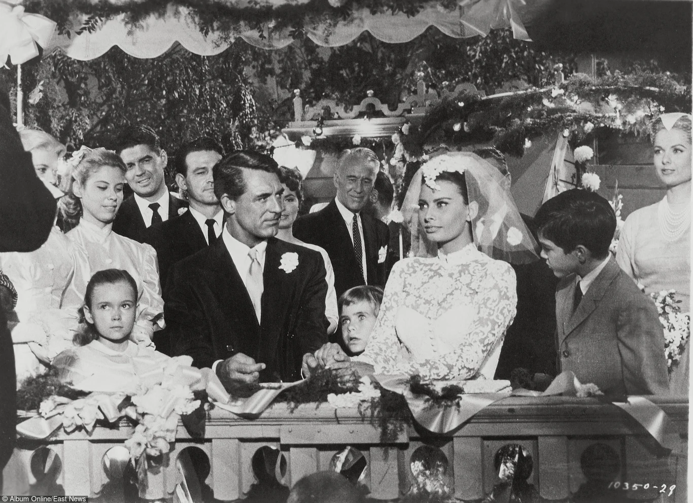 Cary Grant i Sophia Loren w filmie "Dom na łodzi"