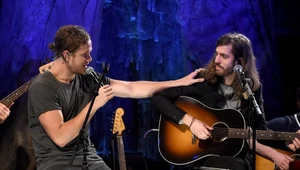 Dan Reynolds i Wayne Sermon (z prawej) stoją na czele Imagine Dragons