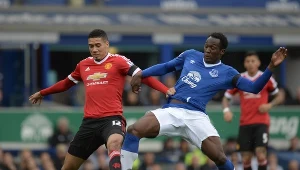Romelu Lukaku (z prawej)