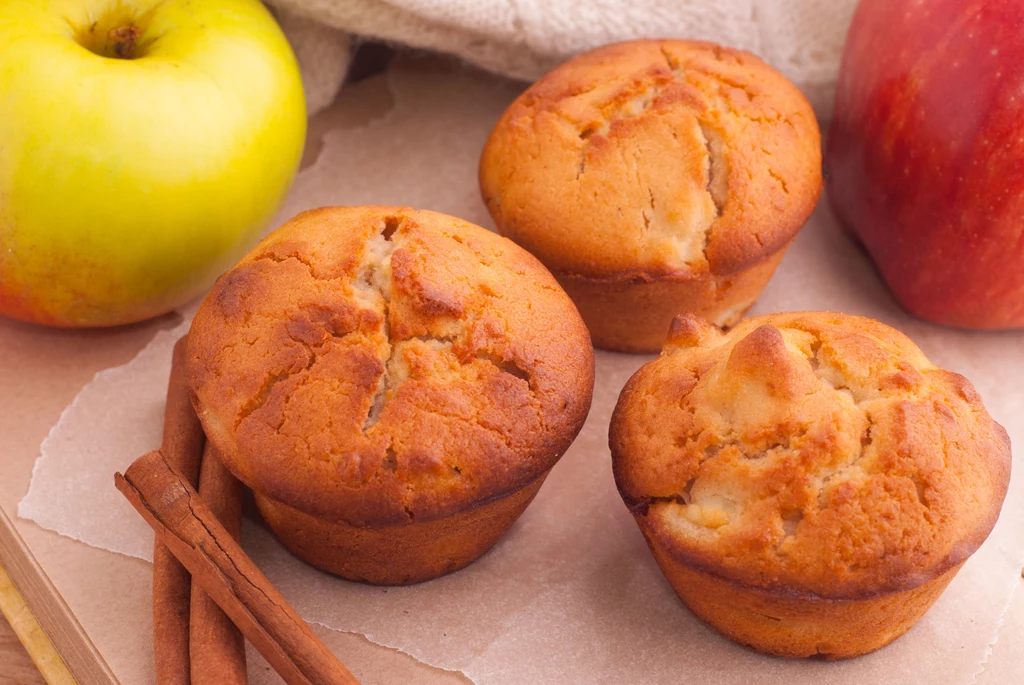 Zrób na deser jakbłkowe muffinki 