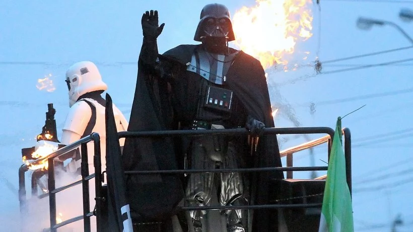  W 2014 roku kandydatem Internetowej Partii Ukrainy na stanowisko premiera był Darth Vader, który jednak w wyborach poniósł porażkę