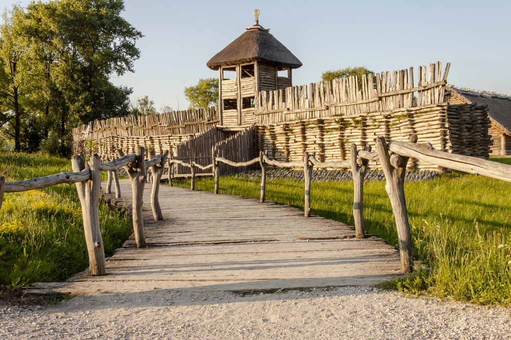 Osada i skansen w Biskupinie czynne są przez cały rok