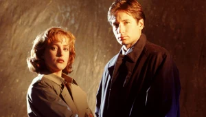 Gillian Anderson (Dana Scully), David Duchovny (Fox Mulder)