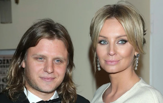 Agnieszka Szulim ma przy ukochanym kompleksy? Agnieszka Szulim ma przy ukochanym kompleksy?