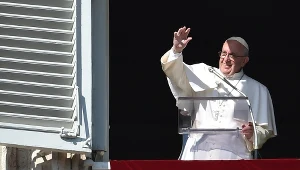  Franciszek mówił, że w niedzielne popołudnie uda się na rzymski cmentarz Verano, gdzie odprawi mszę za zmarłych