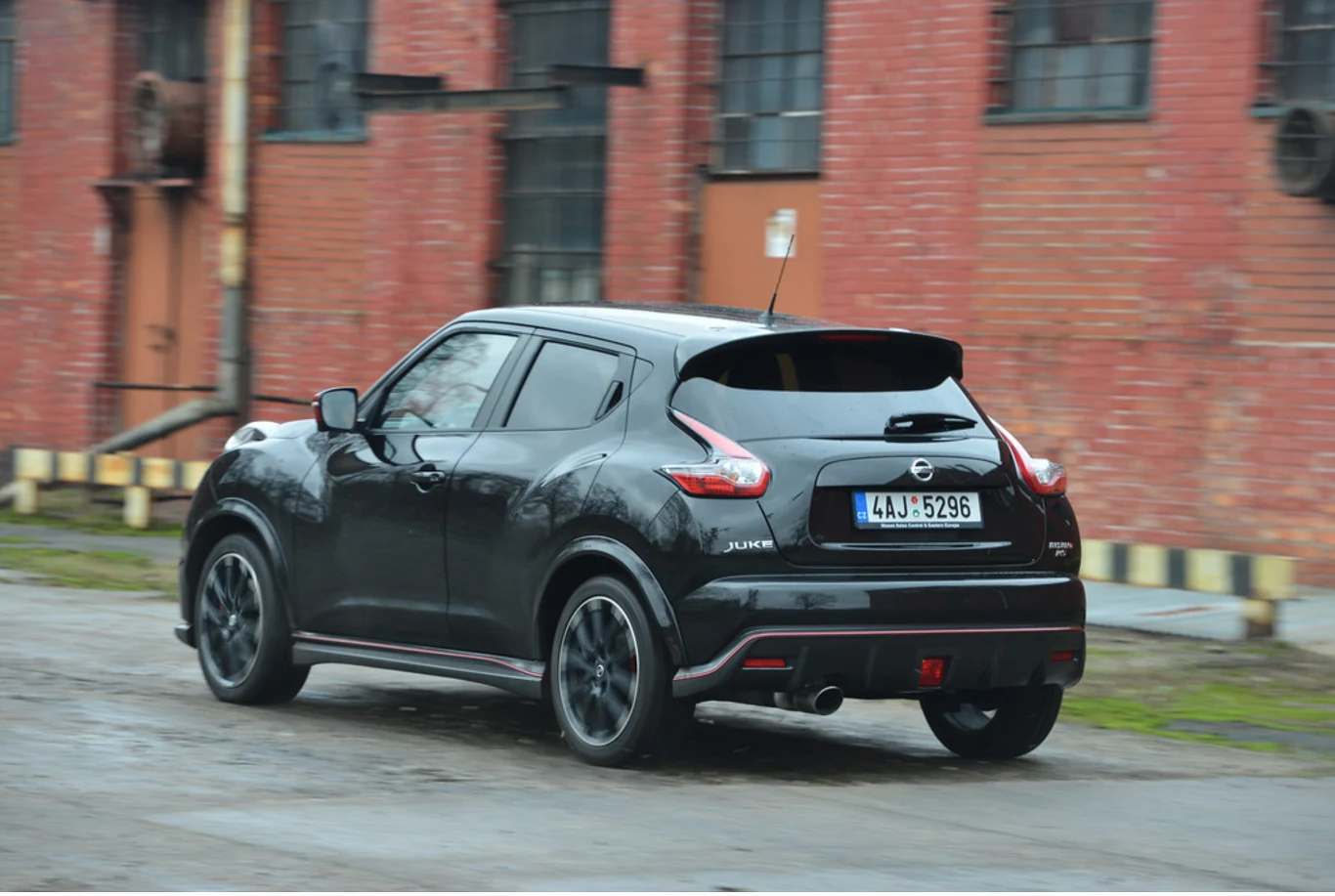 Nissan Juke Nismo RS 