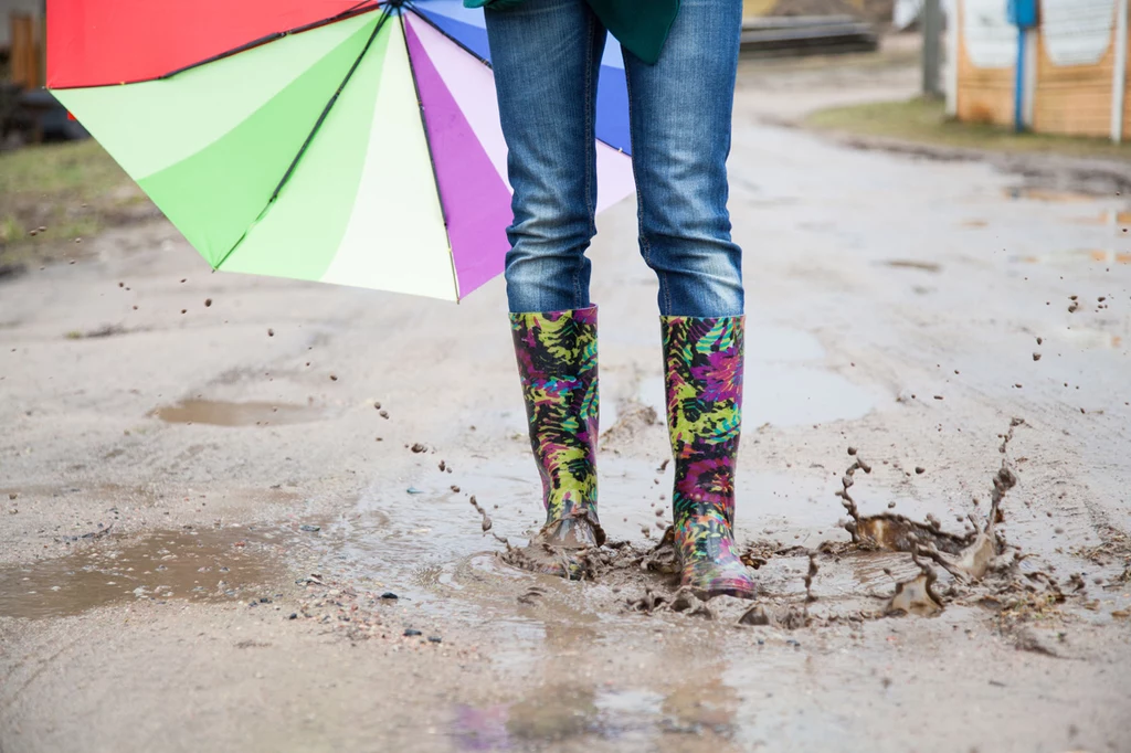 Buty ubrudzone po kostki to niehybny znak, że jesień rozgościła się na dobre...