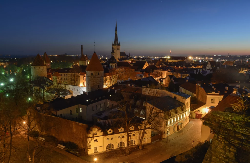 Tallin nocą