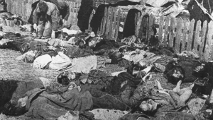 Zwłoki pomordowanych mieszkańców wsi Lipniki w powiecie Kostopolskim na Wołyniu