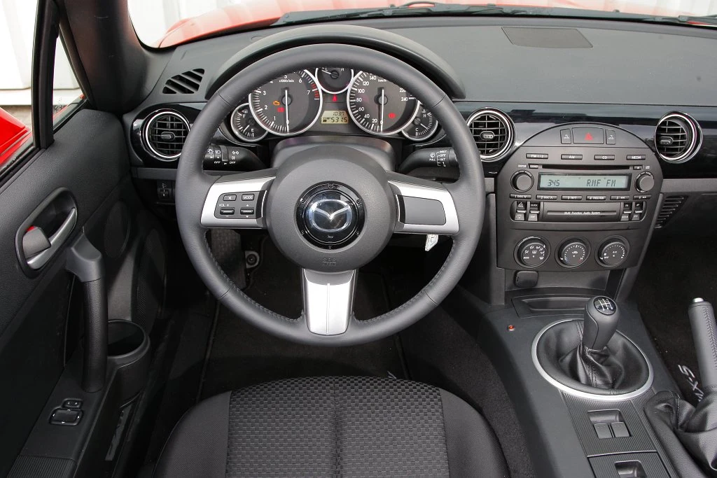 Mazda MX-5 NC (2005-2015)