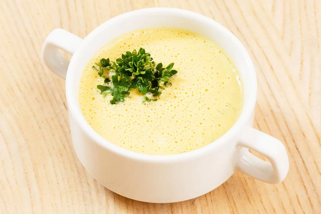 Zupa z cielęciną jest smaczna i zdrowa 