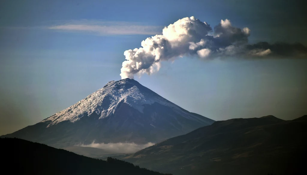 Powody erupcji superwulkanów i tradycyjnych wulkanów różnią się od siebie