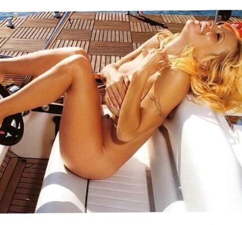 instagram.com/pamelaanderson instagram.com/pamelaanderson