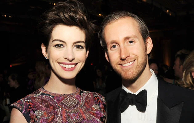 Anne Hathaway z mężem