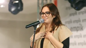 Odmieniona Ewa Farna 