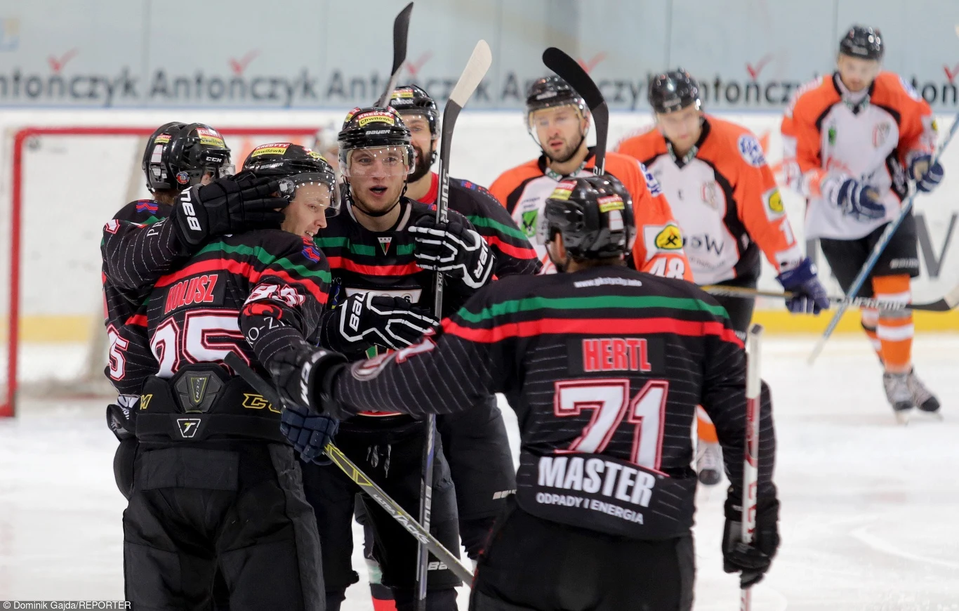 Radość hokeistów GKS-u Tychy Radość hokeistów GKS-u Tychy