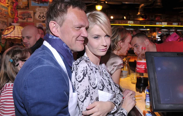 Cezary Pazura otwarcie mówi o miłości do żony Edyty Cezary Pazura otwarcie mówi o miłości do żony Edyty