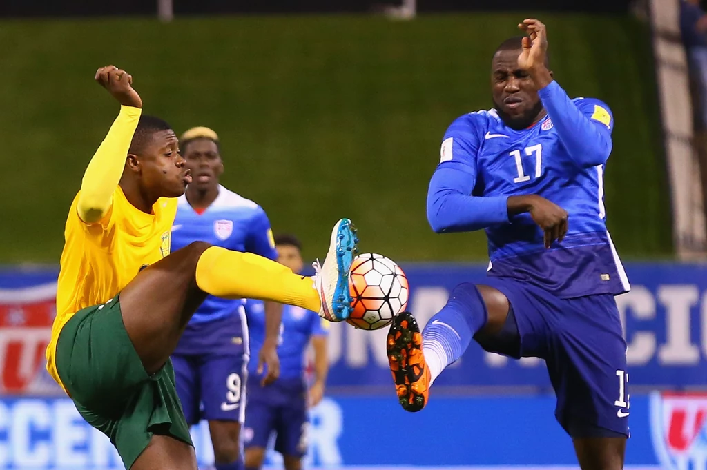 Jozy Altidore (numer 17) strzelił dwa gole dla USA