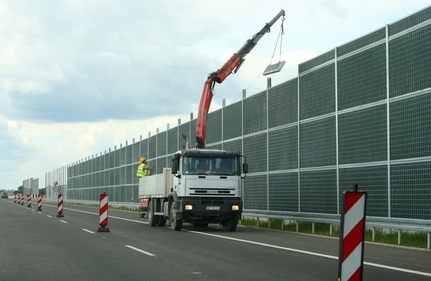 Zbędne ekrany kosztowały około miliarda złotych