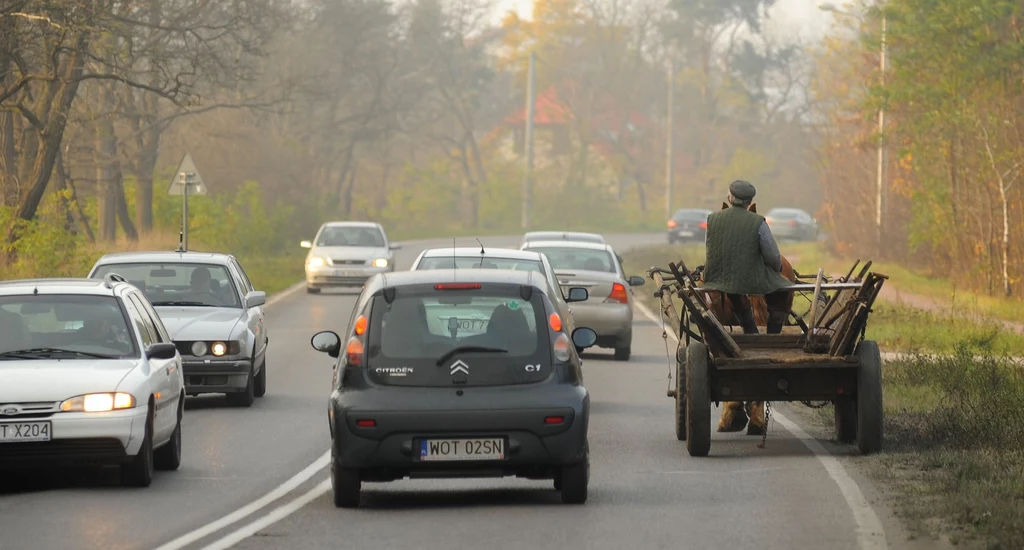 Czy w tej sytuacji wolno leganie wyprzedzić?