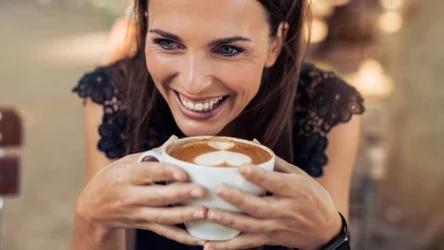 Co warto dodać do kawy zamiast cukru?