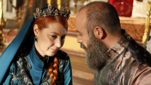 Hurrem powraca po latach spędzonych w niewoli.