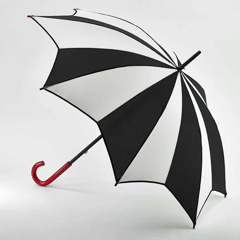 Wyjątkowy design i wyborna jakość wykonania. Lady Lulu Guiness – jedna z najbardziej znanych brytyjskich projektantek mody tworzy od dekady wraz z Fultonem parasole wykorzystując swoje najbardziej rozpoznawalne motywy. Ceny od 176 zł Wyjątkowy design i wyborna jakość wykonania. Lady Lulu Guiness – jedna z najbardziej znanych brytyjskich projektantek mody tworzy od dekady wraz z Fultonem parasole wykorzystując swoje najbardziej rozpoznawalne motywy. Ceny od 176 zł