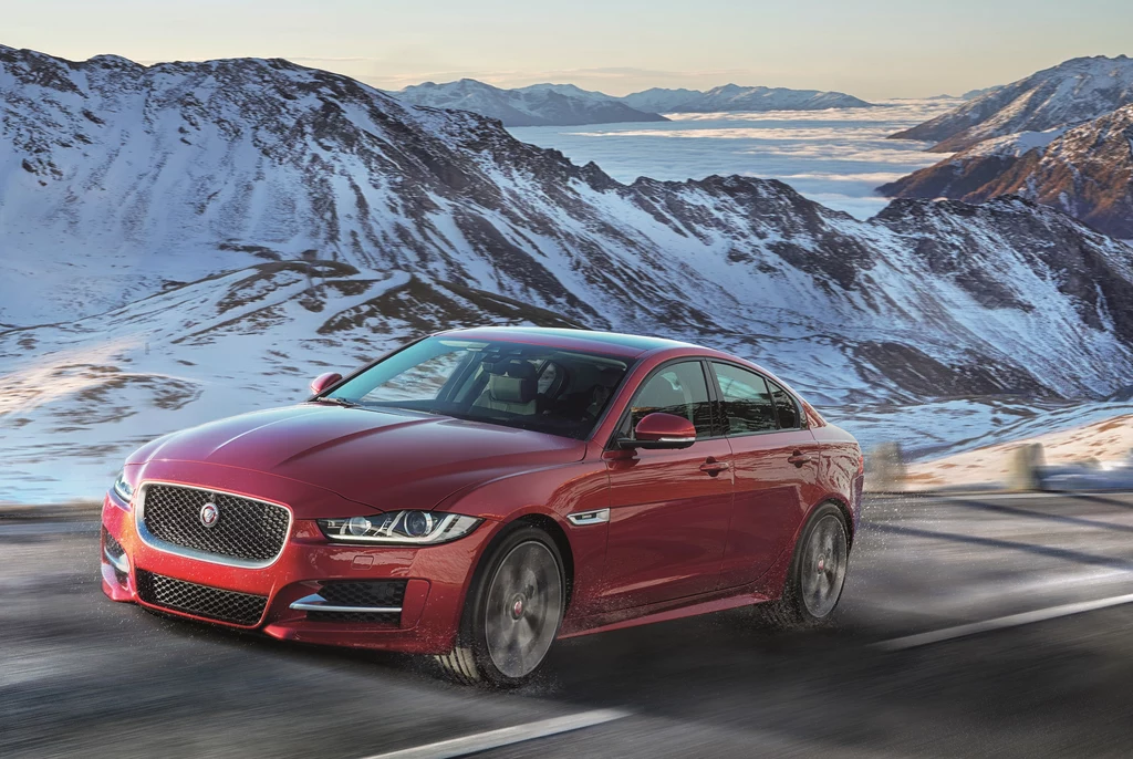 Jaguar XE AWD