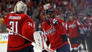 Aleksander Owieczkin (z prawej)