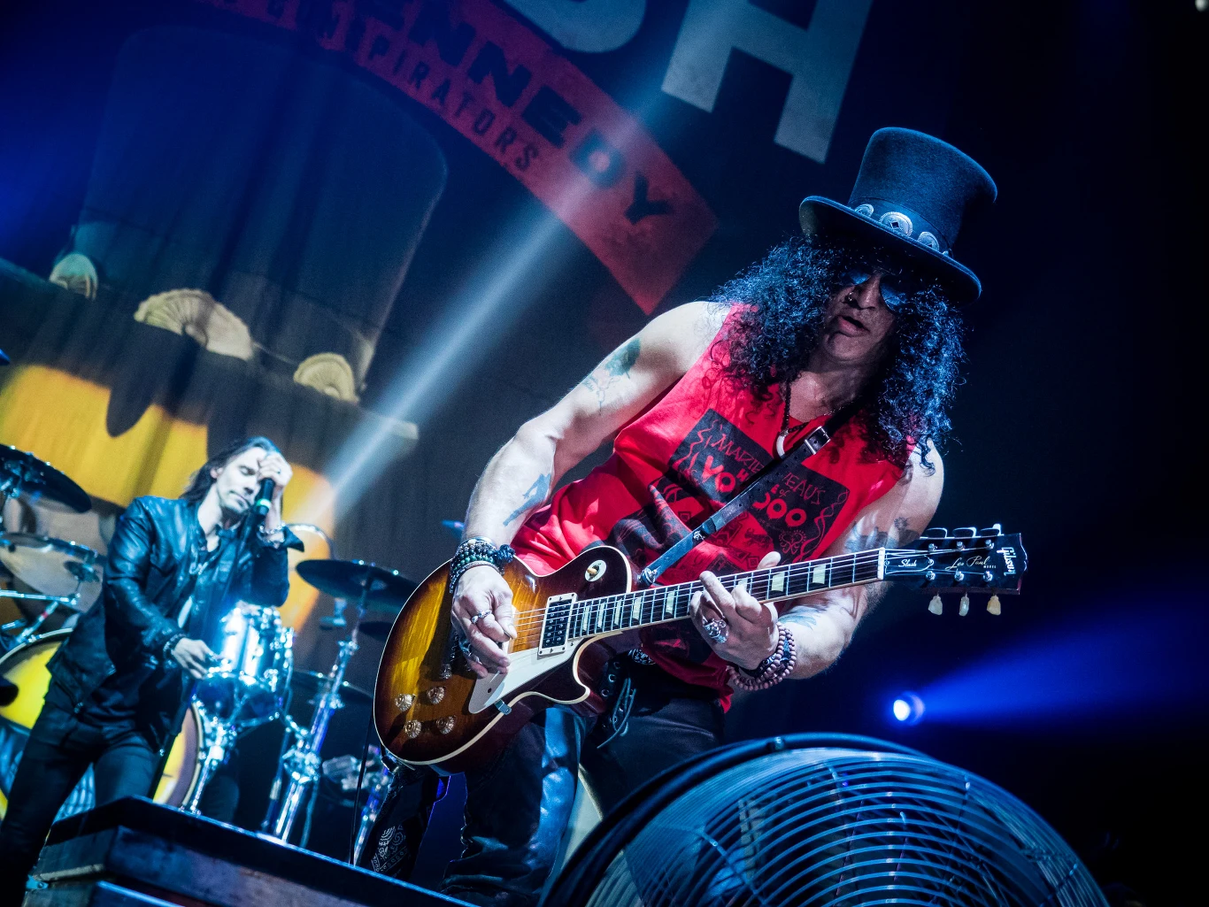 Slash uznawany jest przez wielu za jednego z najlepszych gitarzystów wszech czasów