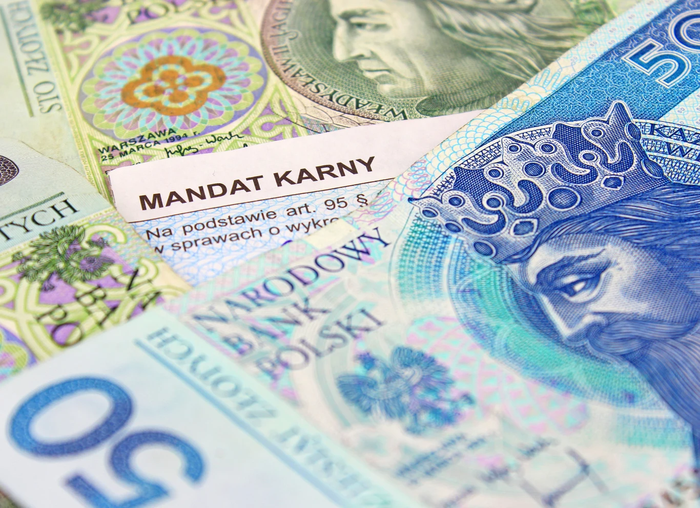 W poprzednim roku wprowadzono zaostrzony taryfikator i zmieniono przepisy dotyczące karania piratów drogowych. W poprzednim roku wprowadzono zaostrzony taryfikator i zmieniono przepisy dotyczące karania piratów drogowych.