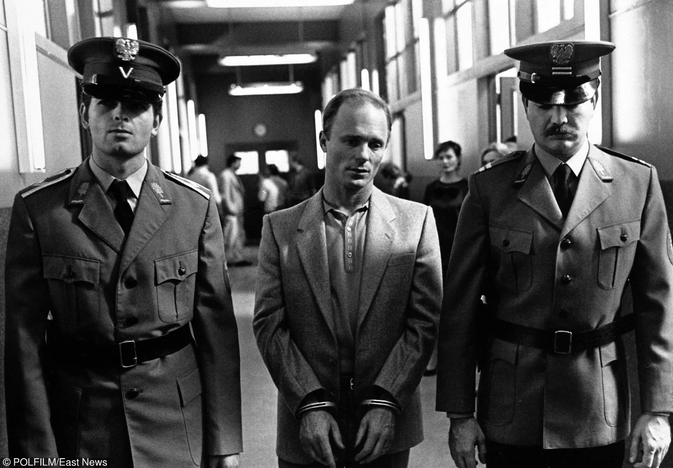 Ed Harris w filmie "Zabić księdza" Ed Harris w filmie "Zabić księdza"