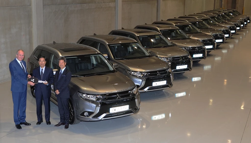 Mitsubishi Outlander PHEV na szczyt klimatyczny