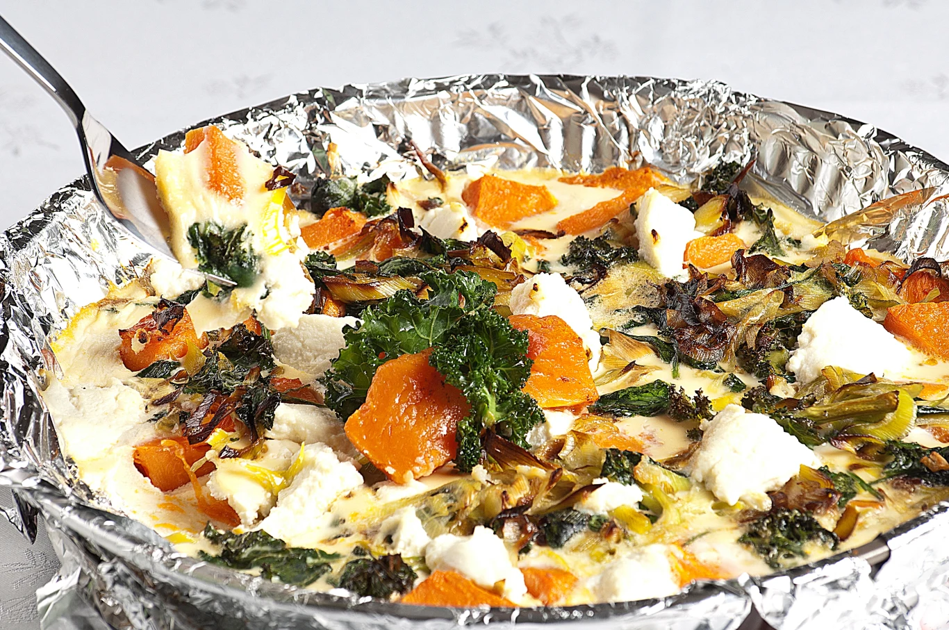 Quiche z dynią, porem i szpinakiem Quiche z dynią, porem i szpinakiem