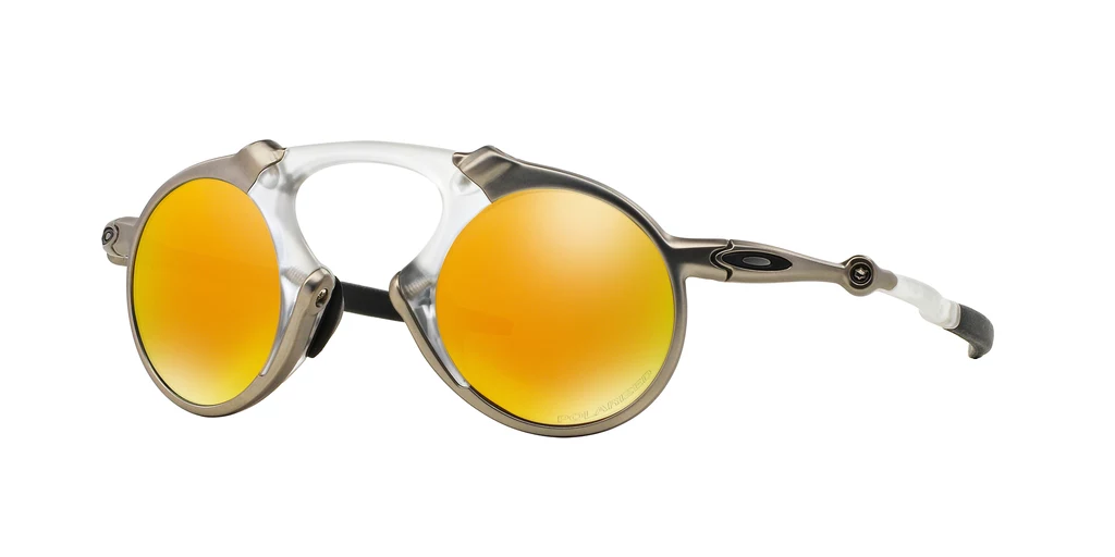 Okulary Oakley Madman – agresywny styl high-tech ocieplony lustrzaną soczewką to propozycja dla aktywnych Okulary Oakley Madman – agresywny styl high-tech ocieplony lustrzaną soczewką to propozycja dla aktywnych