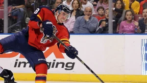 Derek MacKenzie z Florida Panthers