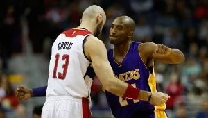 Marcin Gortat i Kobe Bryant