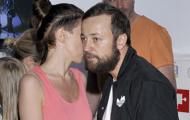 Czesław Mozil zakochał się we wspólniczce! Czesław Mozil zakochał się we wspólniczce!