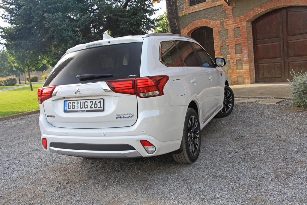 Mitsubishi Outlander PHEV