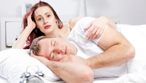 W stanach depresyjnych często znużeniu i apatii towarzyszy senność