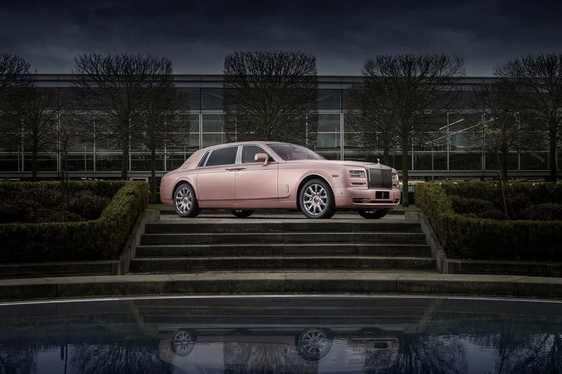 Rolls-Royce Sunrise Phantom  