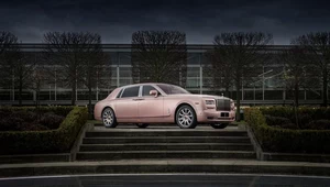 Nowy Rolls-Royce, który olśniewa. Dosłownie!