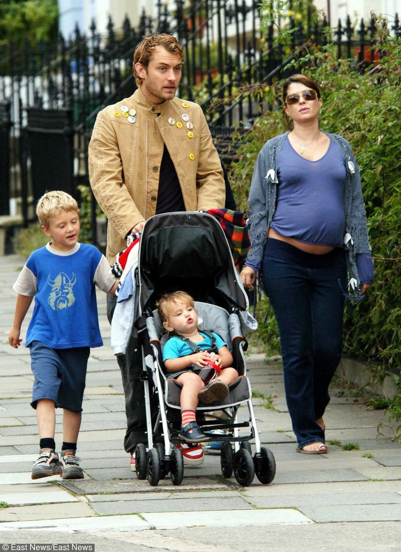 Jude Law z rodziną Jude Law z rodziną