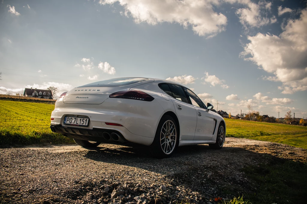 Porsche panamera 4