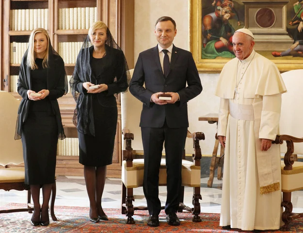 Andrzej Duda z żoną i córką u papieża Franciszka Andrzej Duda z żoną i córką u papieża Franciszka