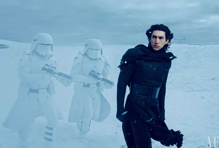 Adam Driver na planie filmu "Gwiezdne wojny: Przebudzenie mocy"