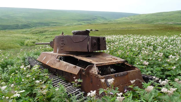 Opuszczony japoński Type 97 Chi-Ha, pozostawiony na polach Mandżurii