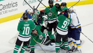 Hokeiści Dallas Stars walczyli z St. Louis Blues
